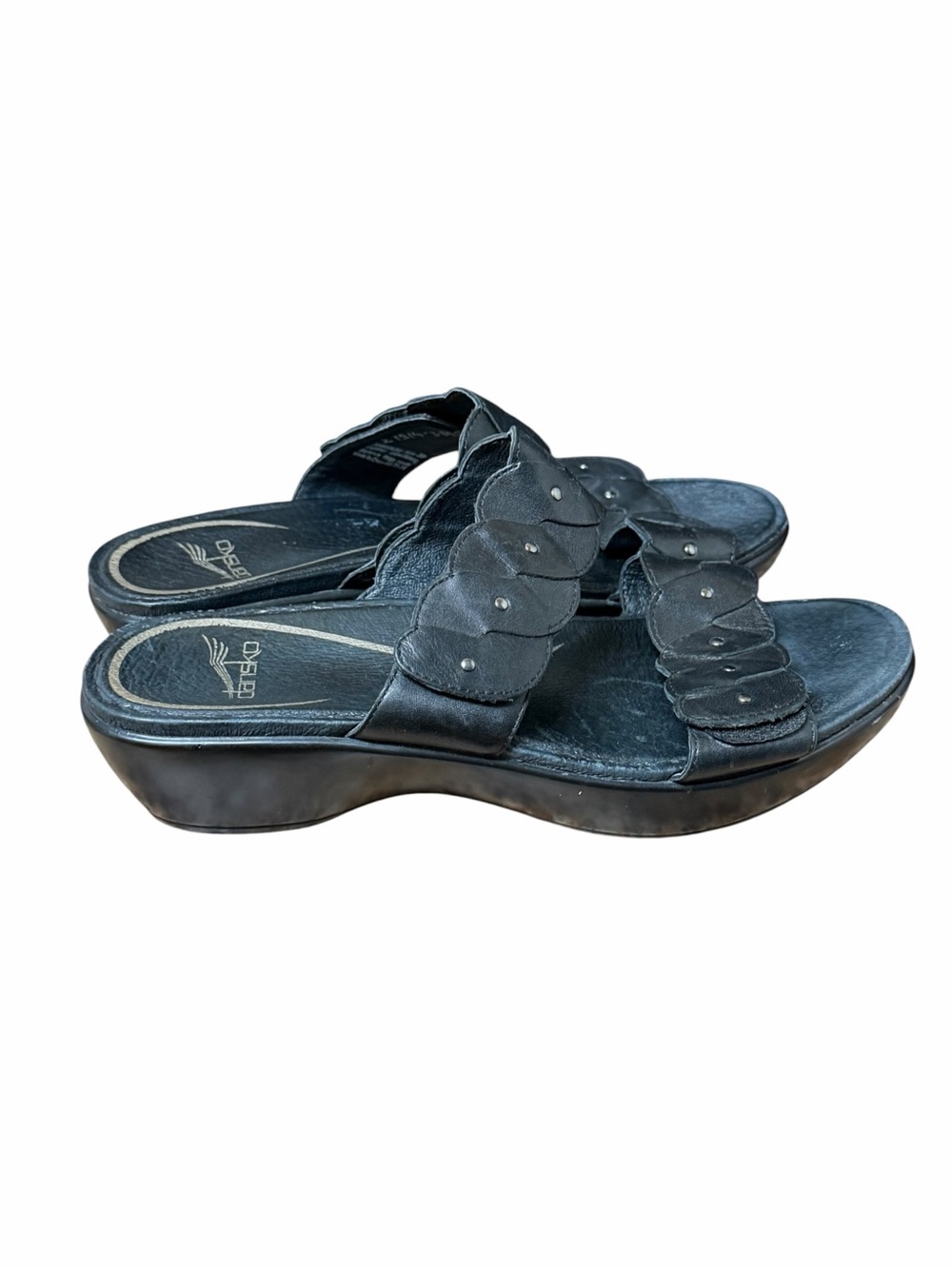 Dansko Sandals Women’s EU 39 US 8.5-9 studded wedge leather black